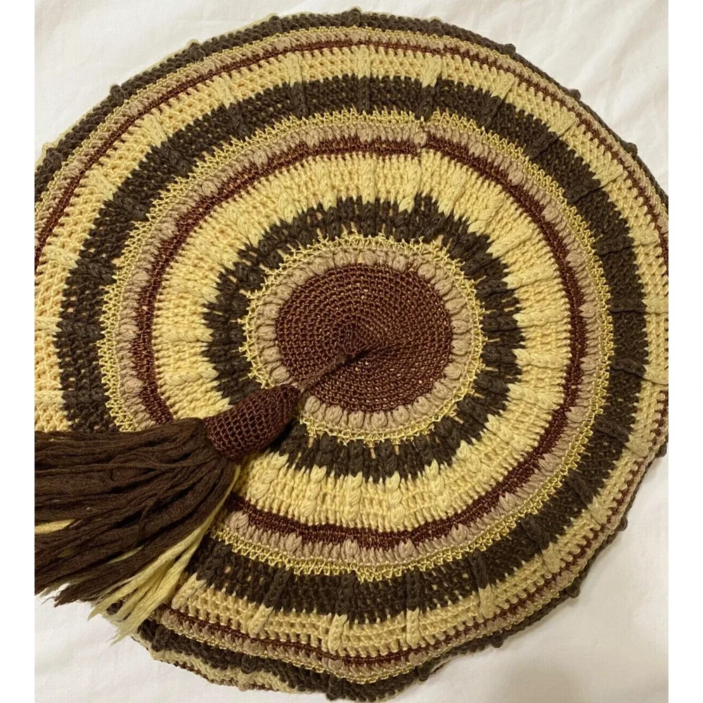 Crocheted Throw‎ Pillow MCM Browns Beige Vtg 70s Look Round Meditation